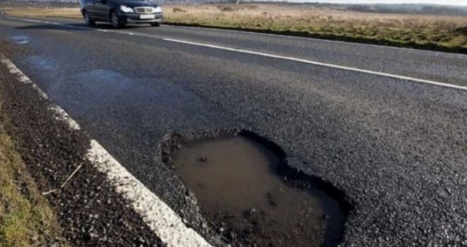 Plaćamo poreze veće od Nijemaca, a imamo najsmrtonosnije puteve u Evropi: Kako je vlast pokrala milione za puteve?!