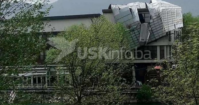 Olujni vjetar u Bihaću ruši stabla i krovove, građanima preporučeno ograničeno kretanje