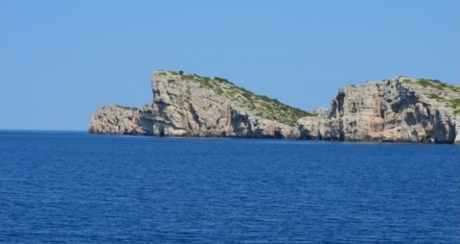 Riješena misterija na Jadranu: Otkrivena tajna Vele ploče u stijenama Kornata, evo šta su istraživači pronašli... 