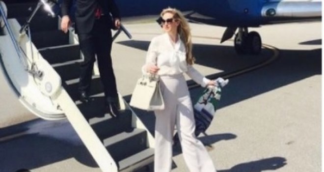 Žena Trumpovog ministra finansija bahatom fotkom i još gorim komentarom razljutila SAD