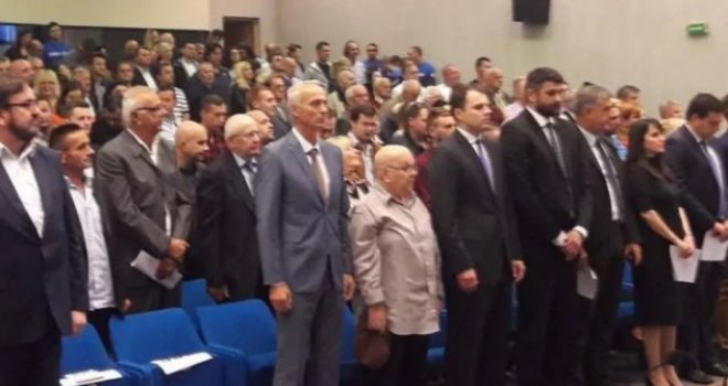 Izabrano rukovodstvo GS-a: Predsjednik Nihad Čolpa, Uvaženi član Političkog savjeta Abdulah Sidran...