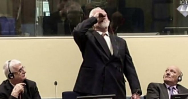 Otkriveno kako je Slobodan Praljak unio otrov u sudnicu!