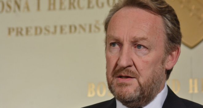 Izetbegović sumira: 2017. suočavali smo se s prošlošću... Zbog toga su koalicije bile destabilizirane i ranjene...