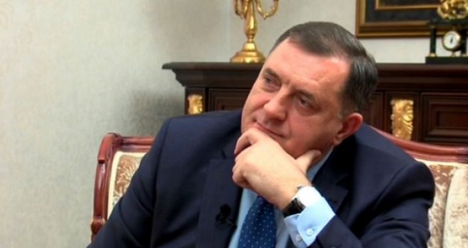 Dodik: Zakletvu ću polagati u Banjaluci, na posao ići u Istočno Sarajevo...