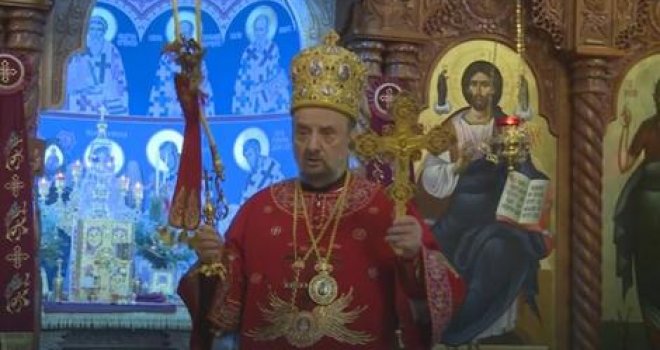 Ko o čemu - Kačavenda o 'pravim vrijednostima': Bludni vladika služio liturgiju u Bijeljini, evo šta je poručio