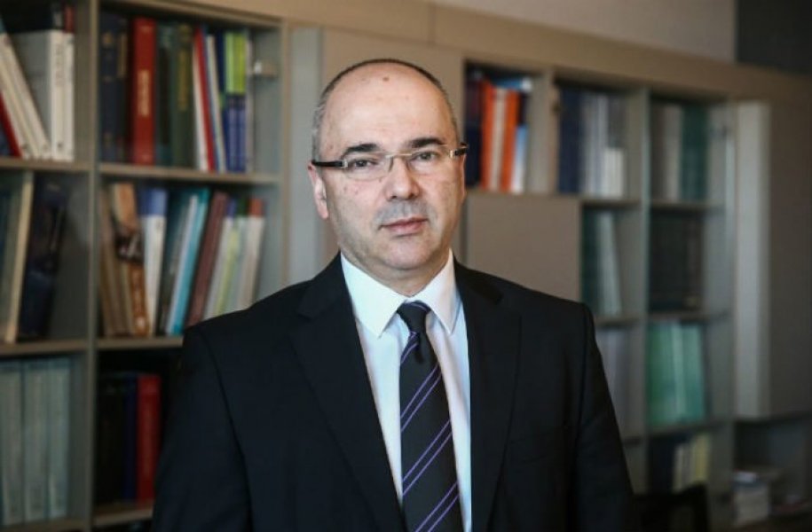glavni-ljekar-bolnice-acibadem-istanbul-caglar-cuhadaroglu