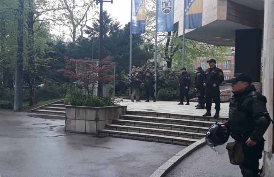 specijalci-parlament-fbih