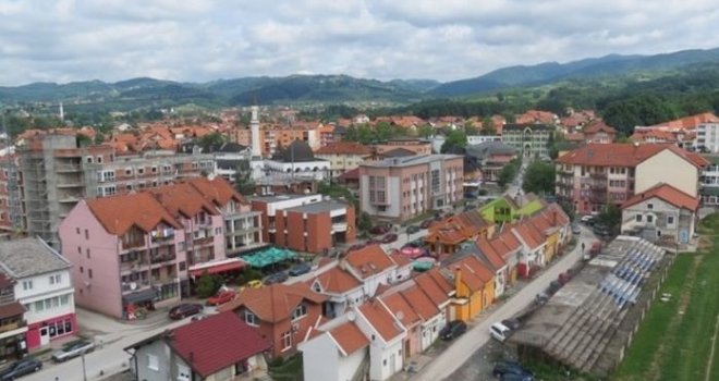 U Kalesiji najavljeno najveće narodno kolo: Očekuju preko sedam hiljada posjetilaca, a specijalni gost će biti Emir Spahić