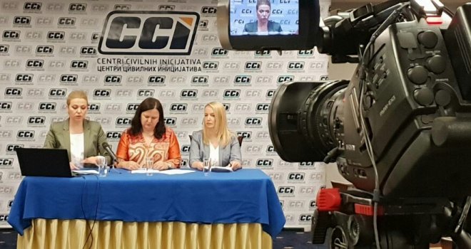 Smijenjen premijer, oborena Vlada, ali niko nije smijenjen niti podnio ostavku zbog loših rezultata ili iz moralnih razloga