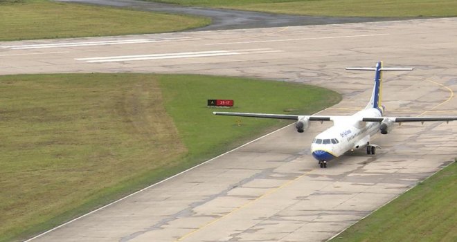 Nakon kašnjenja na sastanak sa Angelom Merkel postavlja se pitanje, treba li Predsjedništvu BiH avion?