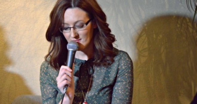 Nakon otkazivanja nastupa Martine Mlinarević u Čitluku, organizatori tvrde: Otkazano je na njezin prijedlog