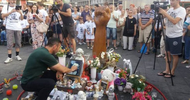 Imam nove dokaze, nove snimke! Neka svijet vidi u kakvom mraku živimo i kako se ubija jedan 21-godišnjak...