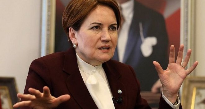 Ko je Erdoganov protivkandidat Meral Aksener: Zovu je turskom čeličnom damom, ženom vučicom...