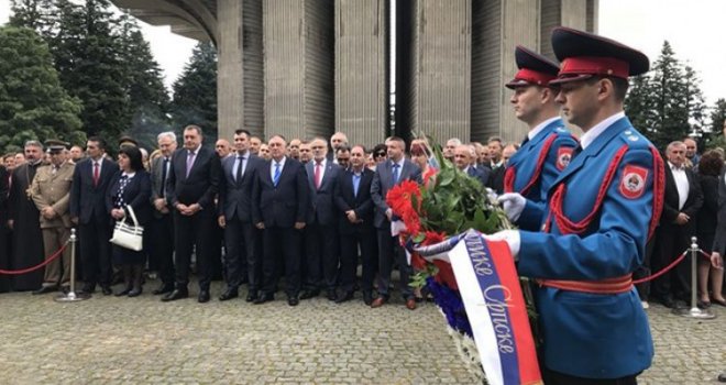 Dodik na Kozari tvrdi: RS je stvorena kako bi branila slobodu srpskog naroda i ne ugrožava nikoga!