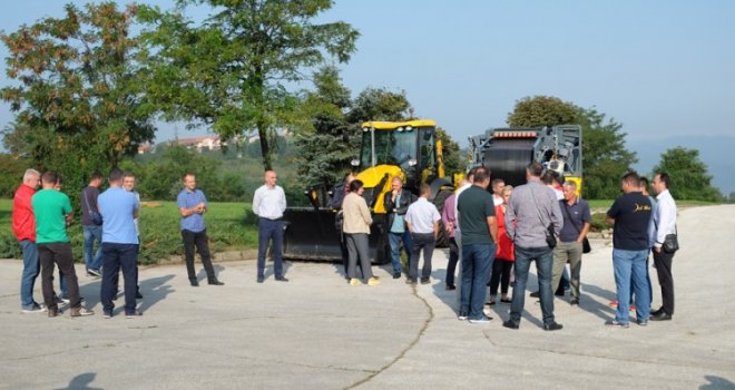 Prijete blokiranjem grada: Stanovnici naselja oko Gradske deponije zatražili hitno rješavanje problema