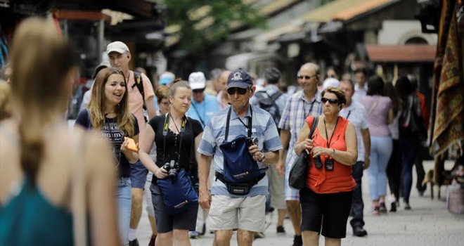 Turistički bum u BiH: Plaćeni put i hotel, vaše je samo da zinete i pokažete zube!