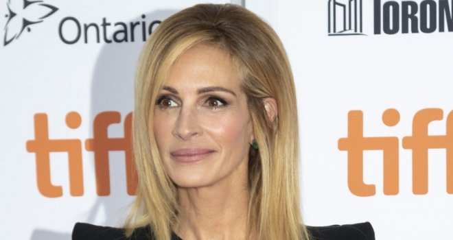 Nikad ne pokazuje porodicu: Julia Roberts oduševila fotkom sa suprugom i troje djece