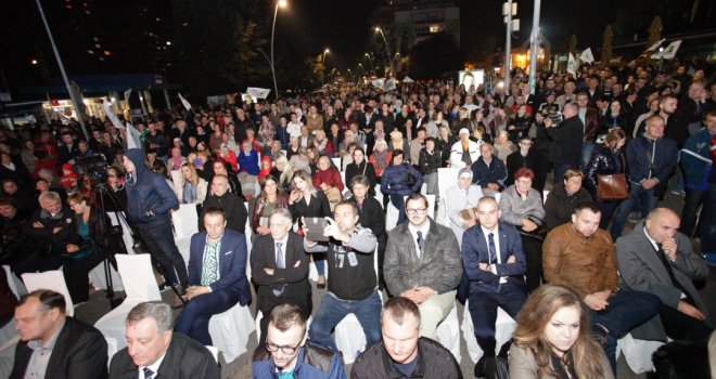 Očekujemo dvostruku pobjedu! Nećemo lagati narod da ćemo zaposliti milion ljudi, kao što reče politička budala...