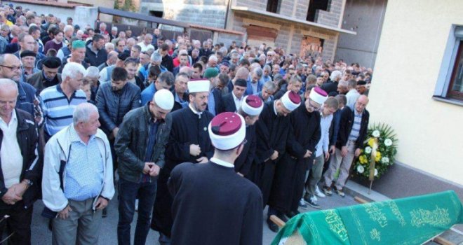 Fojnica se oprostila od nastradalog planinara: Više od dvije hiljade ljudi na dženazi Harisu Nalči