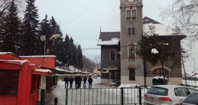 Zenički rudari i dalje odbijaju sići u jame