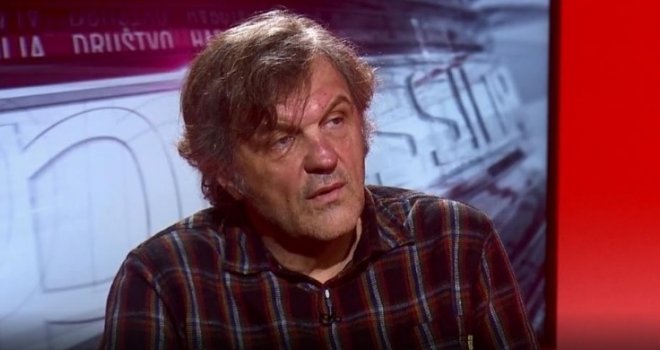 Kusturica se pravda: Zaboravio izvaditi metke iz ručne torbe kad je krenuo u Rumuniju