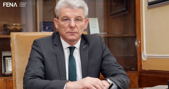 Neću šutjeti... Vjerujem da je Novalić častan čovjek, toliko se borio tokom pandemije, da sam se plašio za njegovo zdravlje!