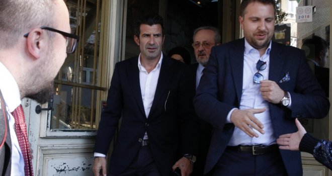 Otkud Luis Figo na ručku sa Abdulahom Skakom?