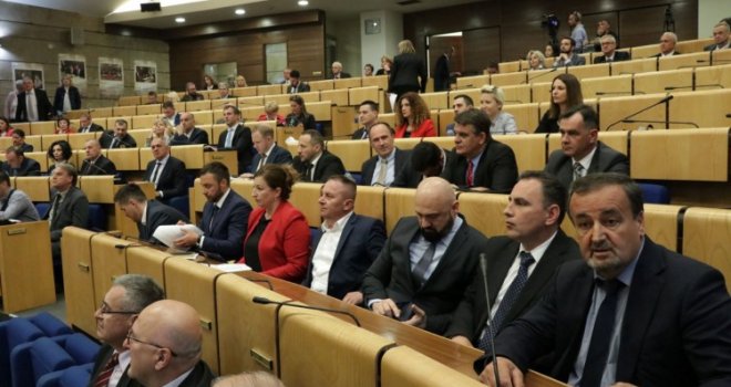 Sedam općina FBiH administrativno postaju gradovi