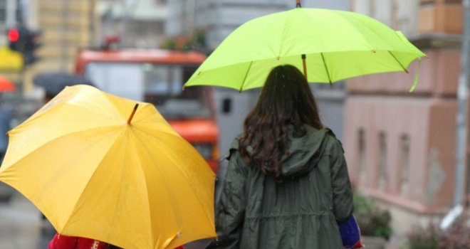 Žuto upozorenje zbog padavina upaljeno i danas: Jači pljuskovi se očekuju na sjeveru BiH