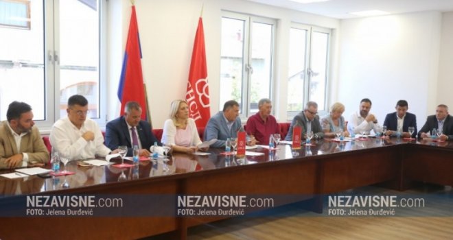 Dodik sazvao hitan sastanak vladajuće koalicije u Banjaluci