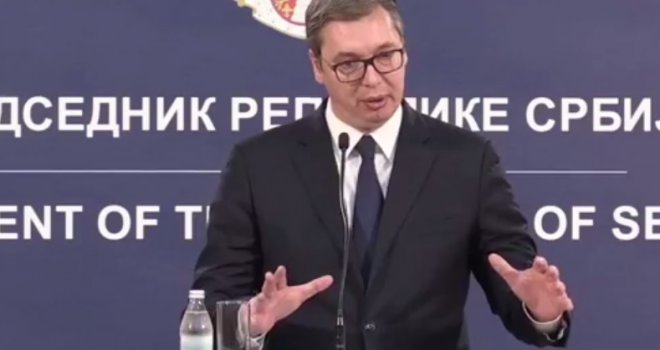 Aleksandar Vučić napušta čelništvo Srpske napredne stranke