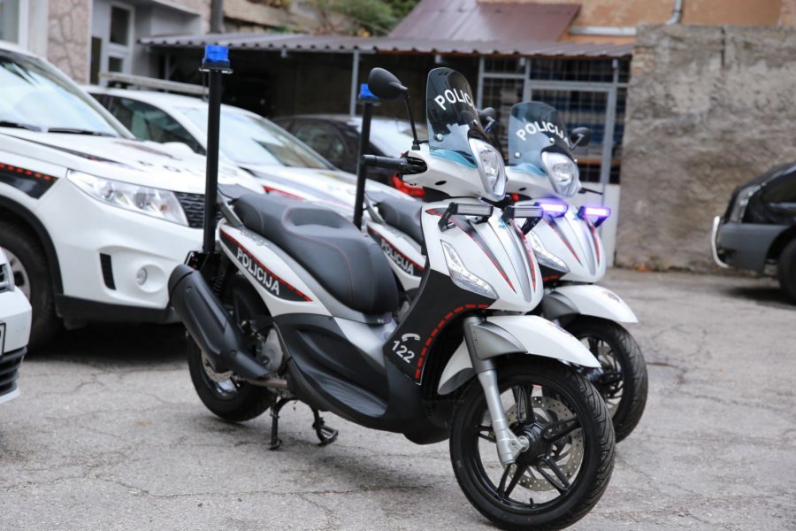 policija-ks-motor