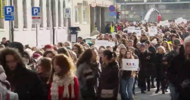 Sutra će se u Sarajevu ipak održati protesti, ali studentski: Svi pred Vladu KS!