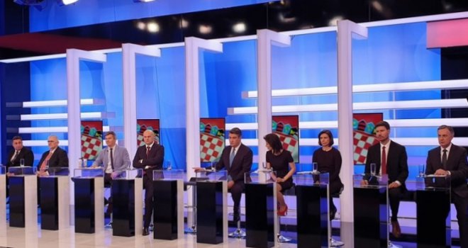 Hrvatska bira predsjednika, otvorena biračka mjesta: U BiH glasanje nije počelo na vrijeme, zakasnio predsjednik...