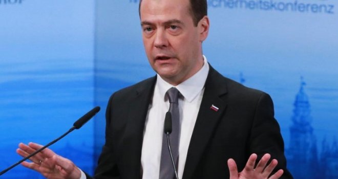 Medvedev: Spremni smo ići i do granice s Poljskom da potisnemo prijetnje prema našoj zemlji!