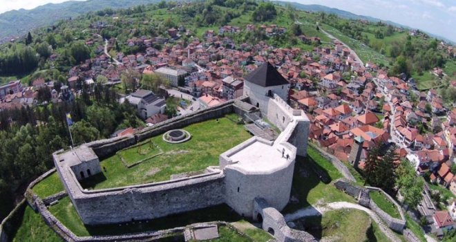 Tešanj predao JP Autoceste FBiH parcele i za dionicu Koridora Vc od Medakova do Tunela 