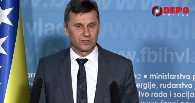 Traži se hitna i neodložna smjena premijera Novalića i Vlade FBiH: Evo ko su potpisnici ovog zahtjeva... 