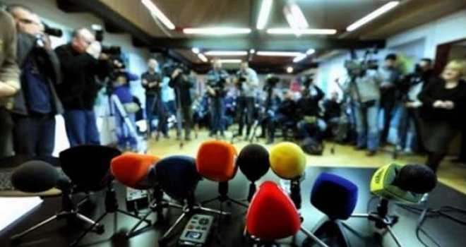 Kako do zvaničnih informacija:  Ko  je to šaptač  izabranim medijima u vremenu tragedije!?