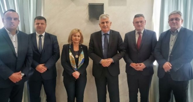 HDZ izbacio člana Predsjedništva stranke i dva zastupnika