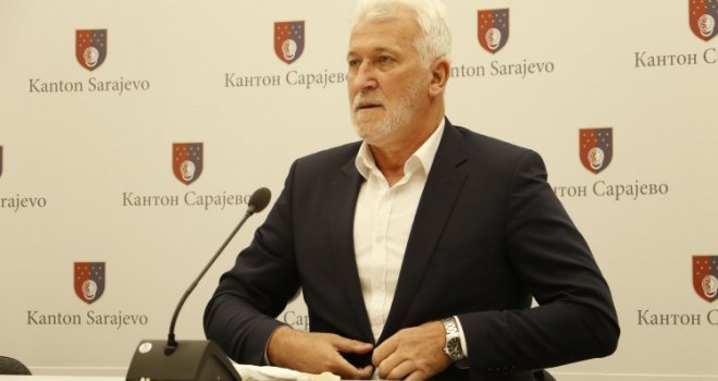 Načelnik Općine Hadžići javno progovorio o procentu smrtnosti: Imamo 30 % manje umrlih u vrijeme ove pandemije!