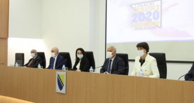 Izbori se odgađaju za 8. novembar?