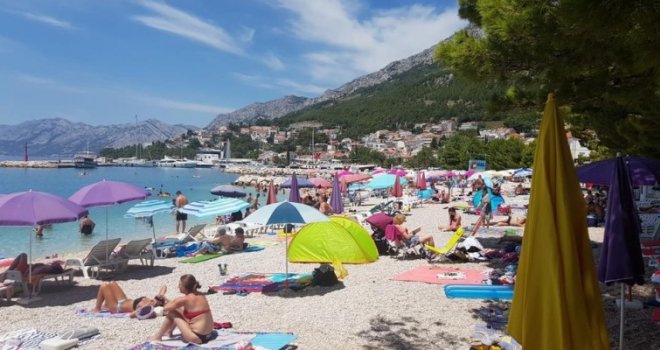 Hrvatska novinarka poslala poruku bh. turistima: 'Oni koji vam se rugaju nose sarmu i grah na skijanje' 