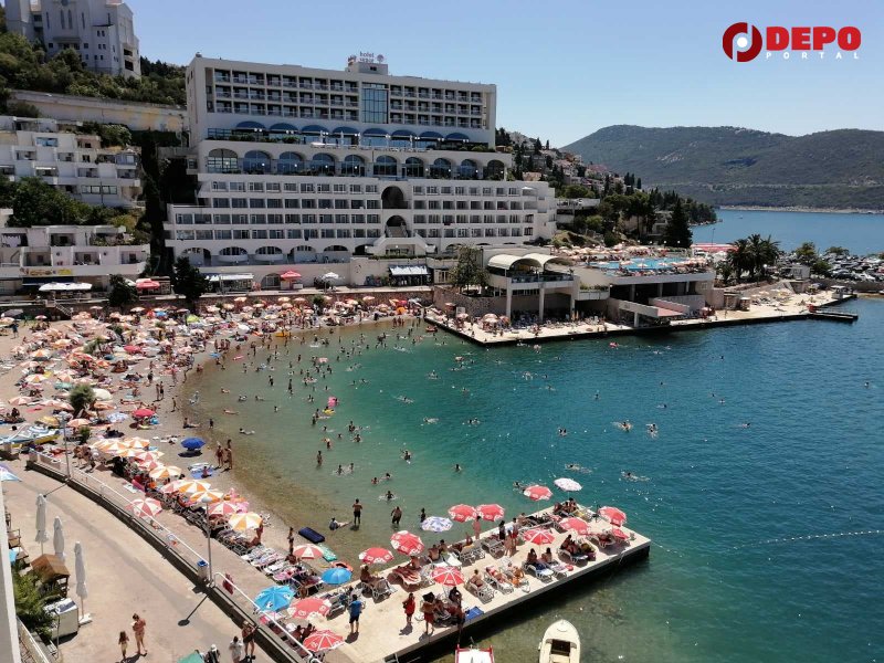 neum-plaza-jadran-korona