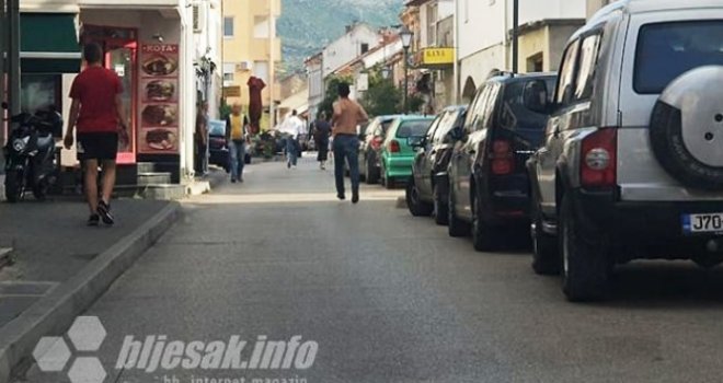 Potukli se navijači Veleža i Zrinjskog: Skupina huligana prešla preko Starog mosta, onda je počeo brutalni obračun...   