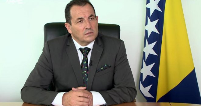 Cikotić: Migranti se trebaju vratiti u kamp 'Bira'