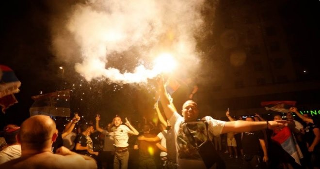 Opozicija proglasila pobjedu u Crnoj Gori: 'Sloboda', 'gotov je', 'pobjeda', 'kraj mafije'!