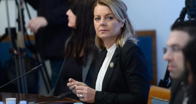 Mirjana Hrga: Mislila sam da je zvuk ezana poziv na rat, u Sarajevu sam legla na pod