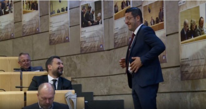 Konaković o izbacivanju Čampare: SDA je još jednom pokazala šta su zapravo njeni prioriteti