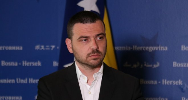  Magazinović: Na pragu smo ogromne afere čiji trag vodi do visokih dužnosnika HDZ-a! Sporno ime je...