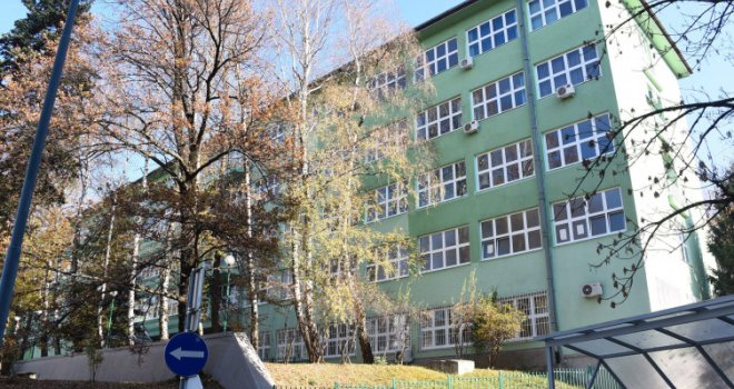 Studenti Medicinskog fakulteta javno se obratili Vladi KS: Usvojite OVE kazne, nećemo dozvoliti da njihovi životi budu uzaludni!